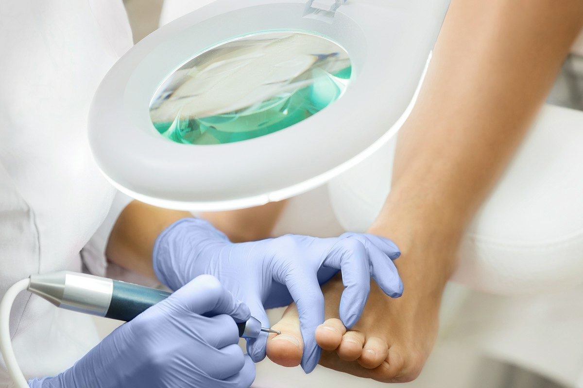 Jak dbać o zdrowie stóp na co dzień?